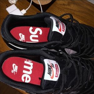 Nike SB Supreme